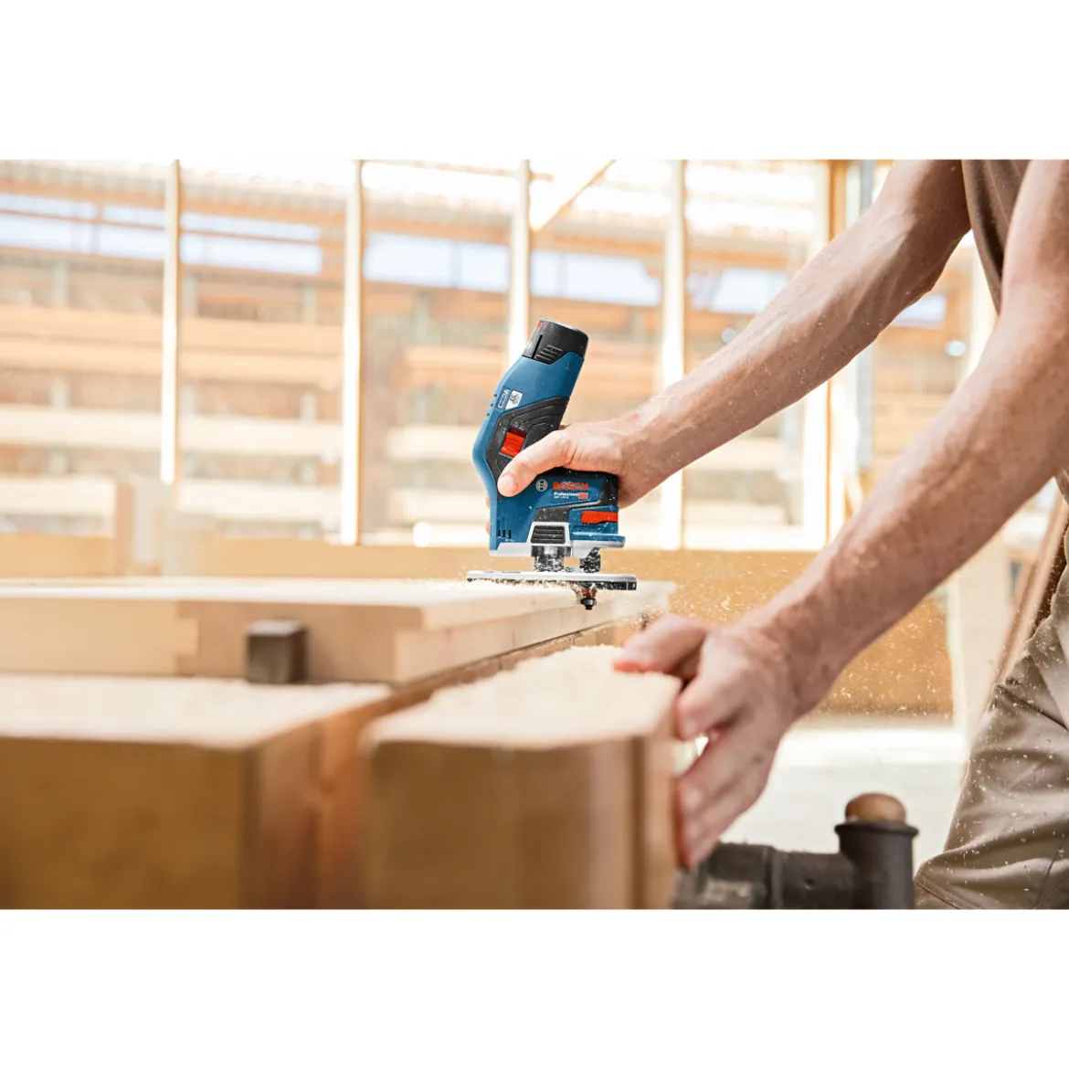 Bosch ProfessionalAkku-Kantenfräse GKF 12V-8 solo