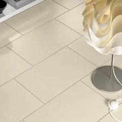Feinsteinzeug Trend beige glasiert 61 x 30,5 cm