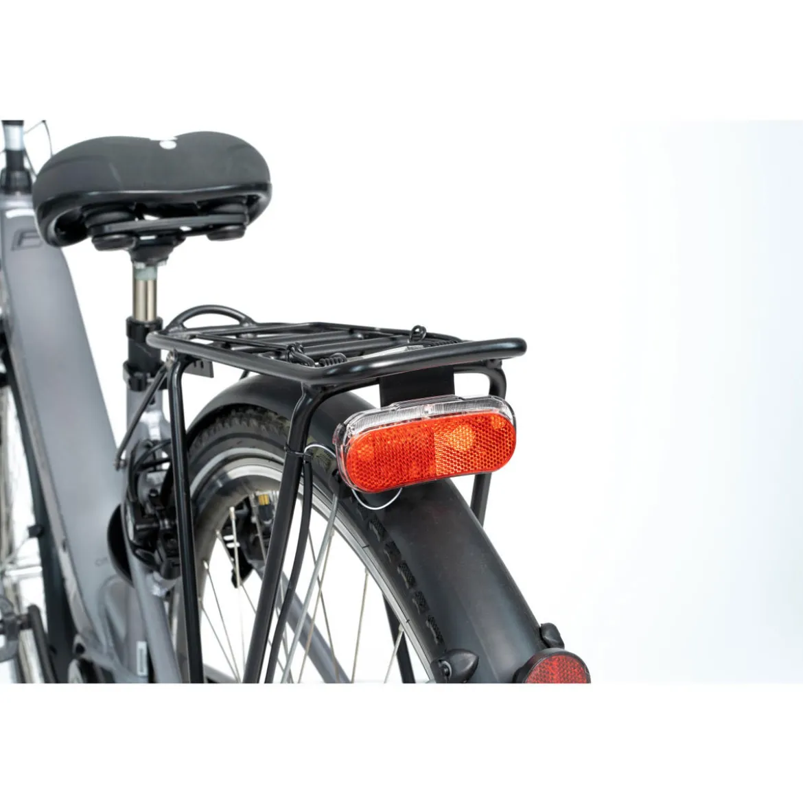 Fischer Bikes LED-Rückleuchte für Dynamo Gepäckträger