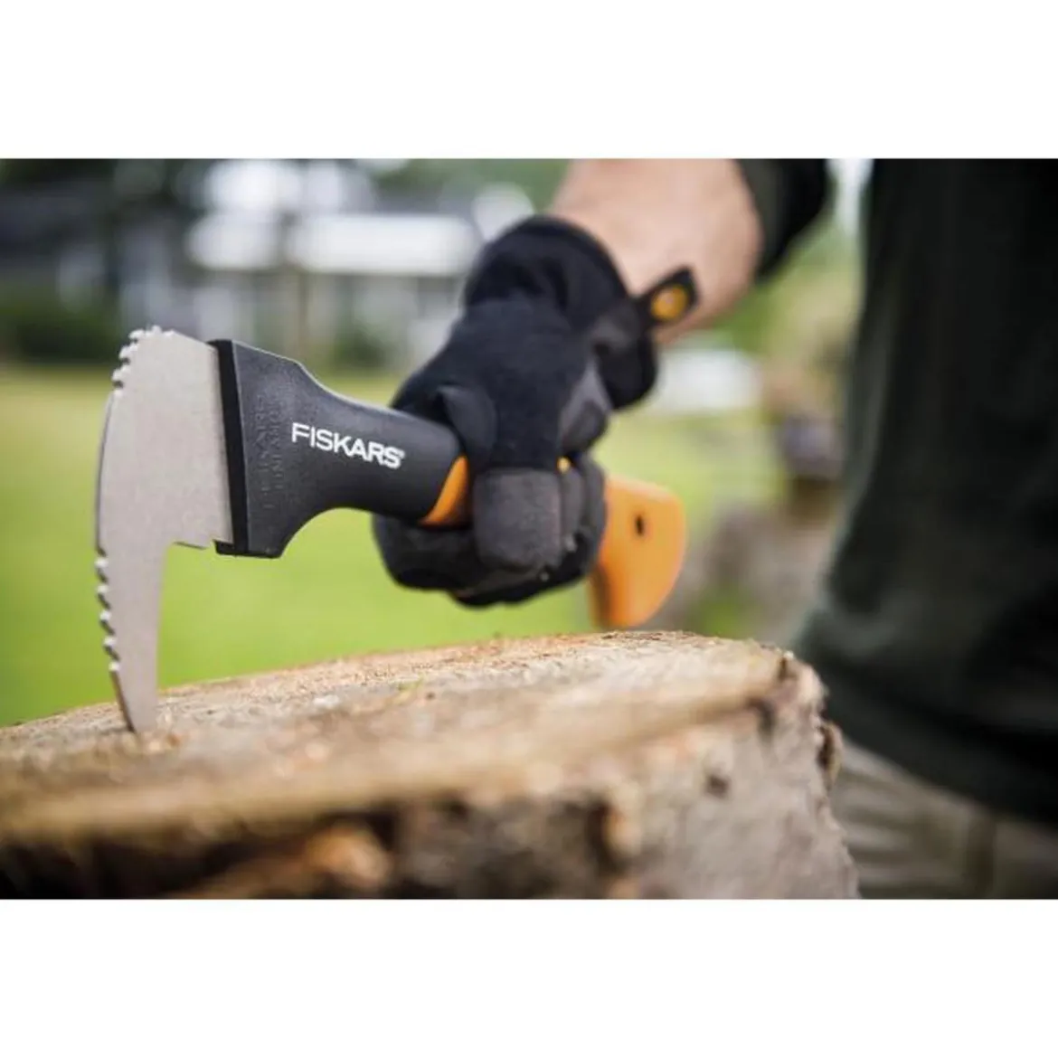 Fiskars Holzstapelhilfe WoodXpert Hand-Sappie XA2
