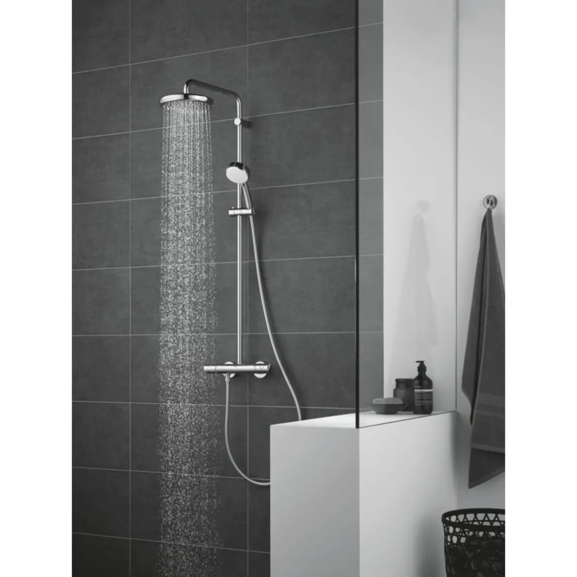 Grohe Duschsystem Tempesta Cosmopolitan 210 mit Thermostatbatterie
